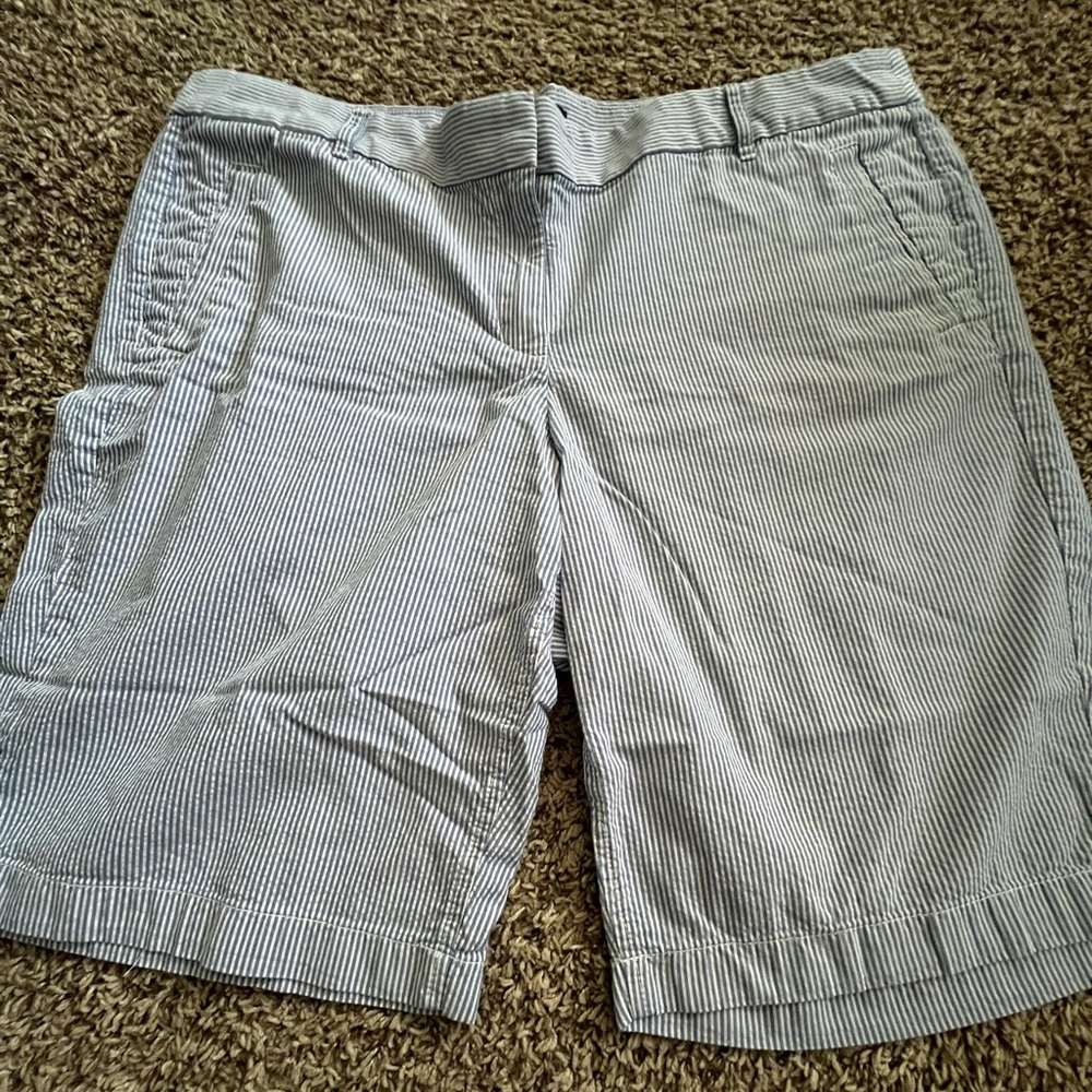Women’s J Crew City Fit Seersucker Shorts Size 16